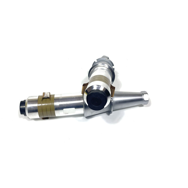IMG 4110 - 15KHZ 20KHZ 25KHZ 28KHZ 30KHZ 35KHZ 40KHZ Ultrasonic Transducer Plastic Welding Transducer Converter With Horn